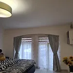 Varlak Apartmans ✷ ✷ ✷ Apartament *