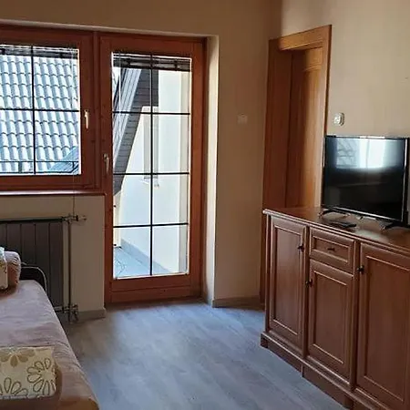 Varlak Apartmans ✷ ✷ ✷ * Шиофок