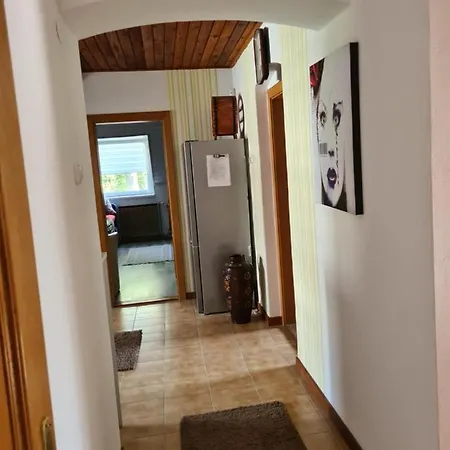 شقة Varlak Apartmans ✷ ✷ ✷ شيوفوك