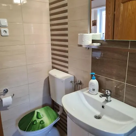شقة Varlak Apartmans ✷ ✷ ✷ *