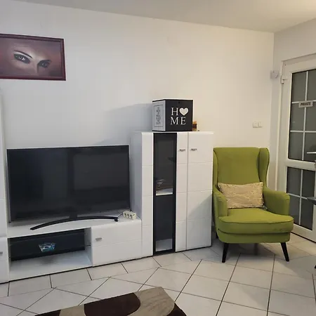 Апартаменты Varlak Apartmans ✷ ✷ ✷