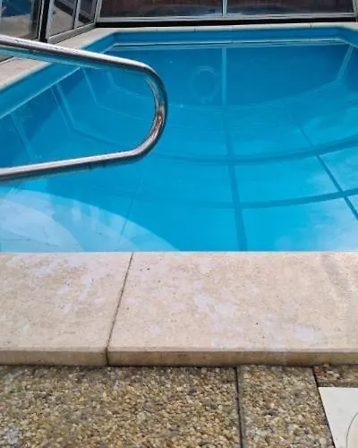 Varlak Apartmans ✷ ✷ ✷ * Siófok